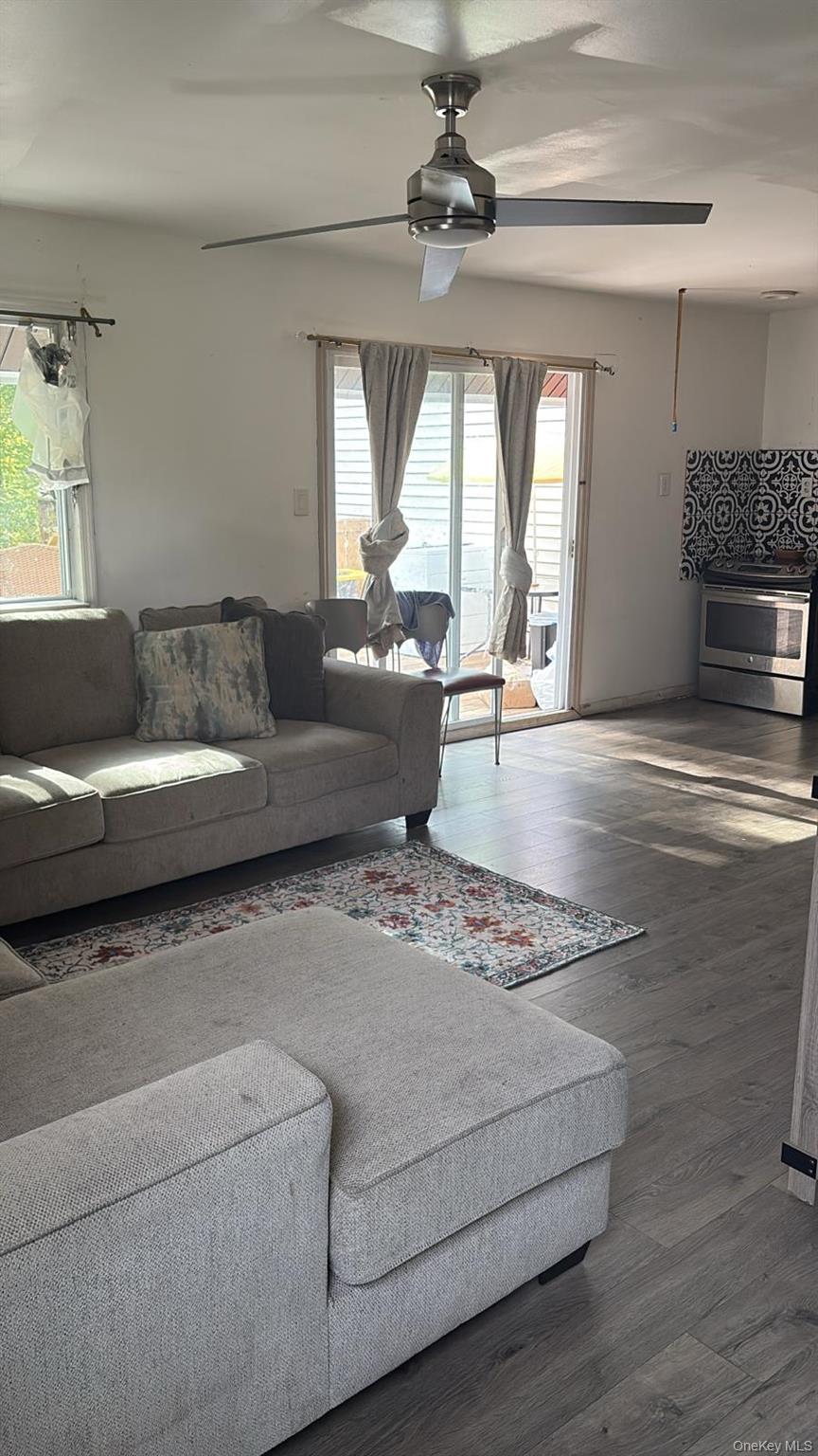 Single Family Medallion Sullivan County, NY 12751, MLS-913256-4