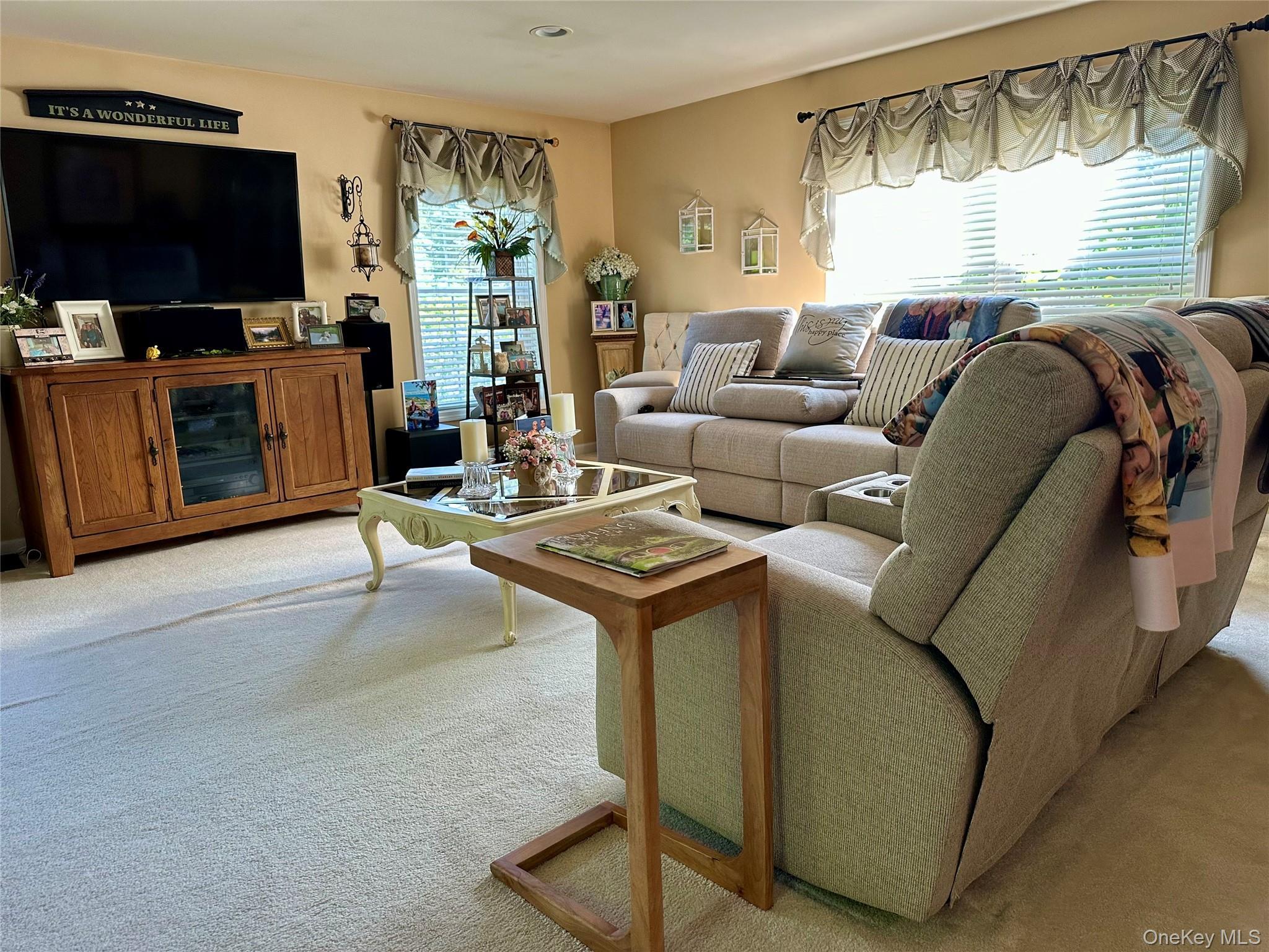 Single Family Perri Dutchess County, NY 12564, MLS-913272-14