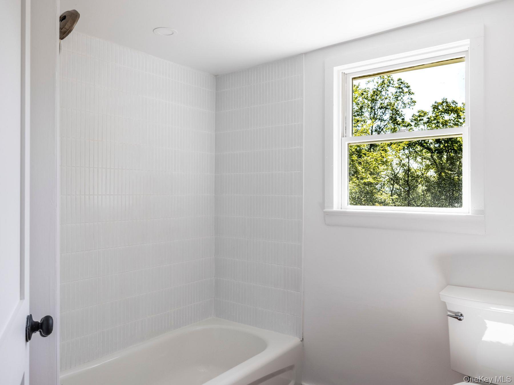 Single Family Trails End Ulster County, NY 12446, MLS-913296-14