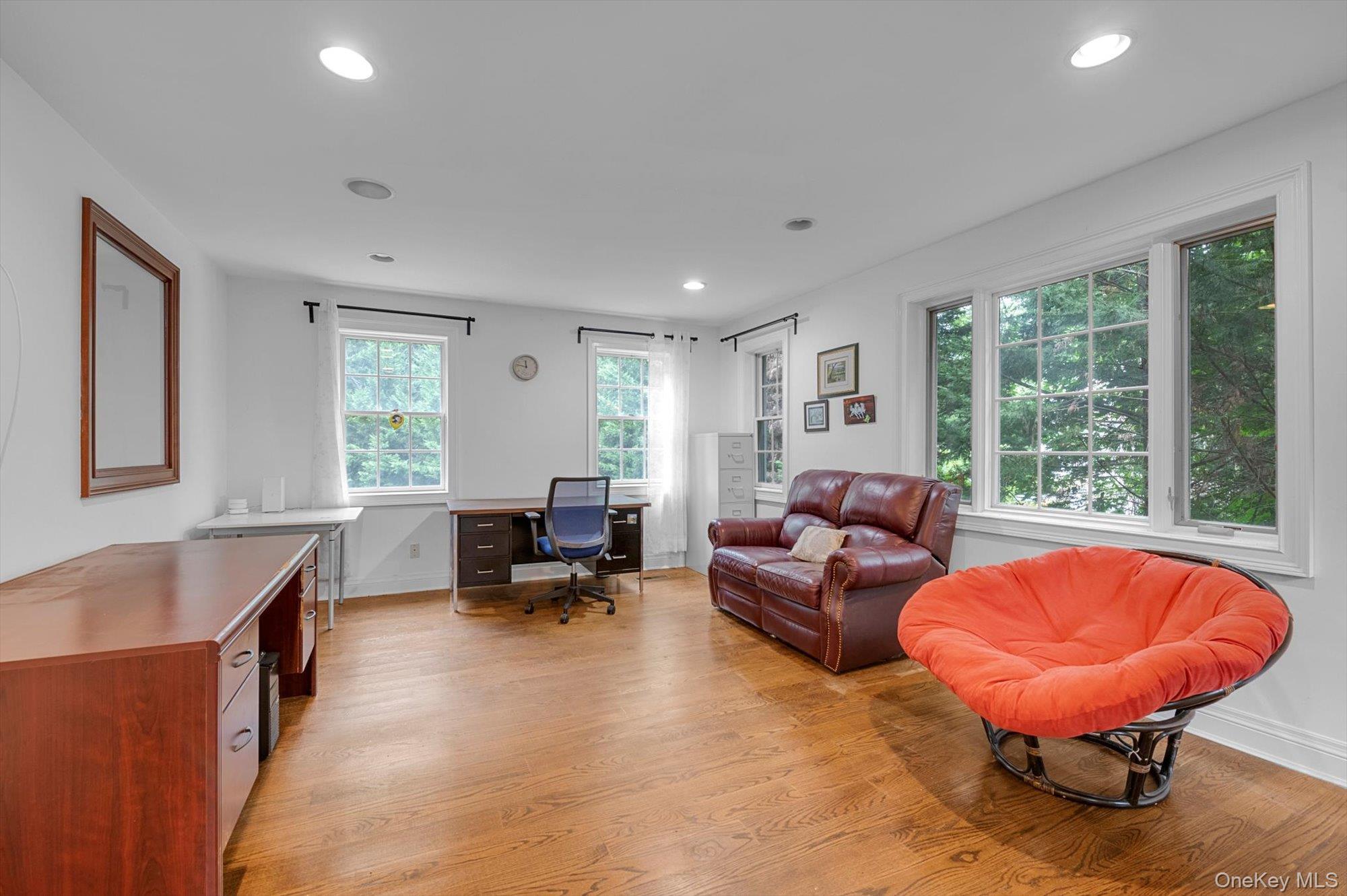 Single Family Arleigh Nassau County, NY 11021, MLS-913298-18