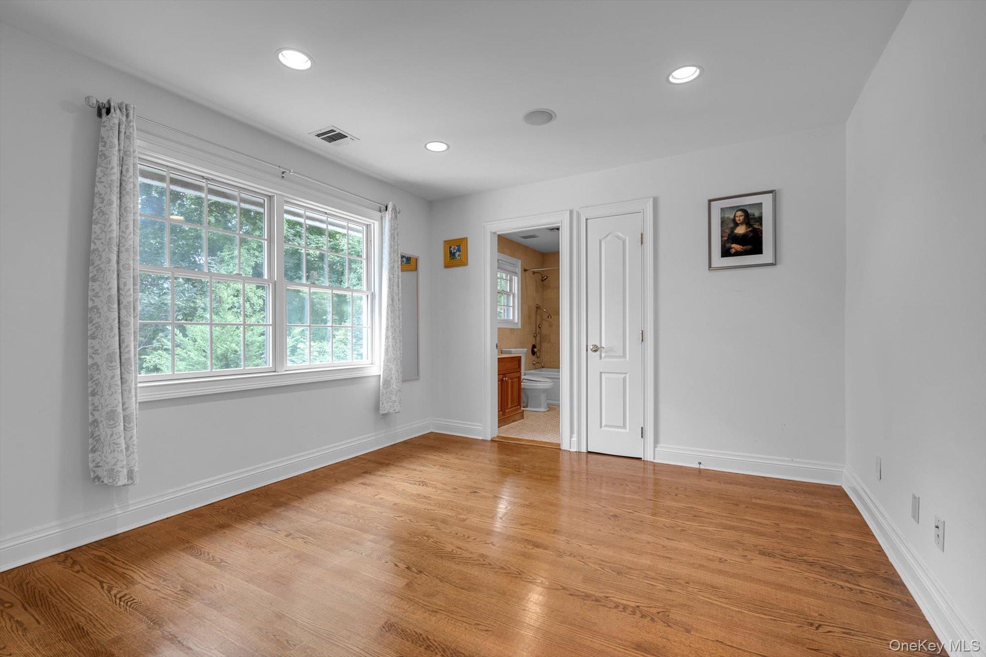 Single Family Arleigh Nassau County, NY 11021, MLS-913298-27