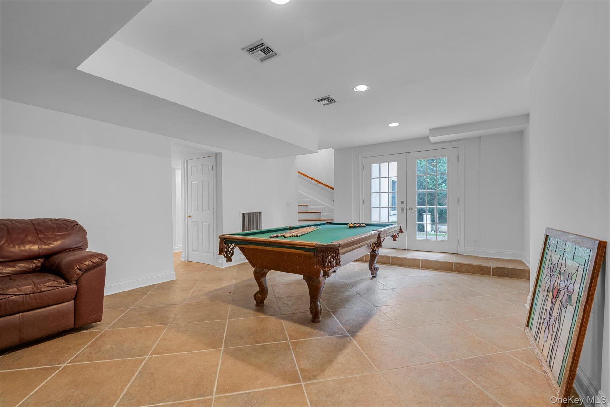 Single Family Arleigh Nassau County, NY 11021, MLS-913298-32