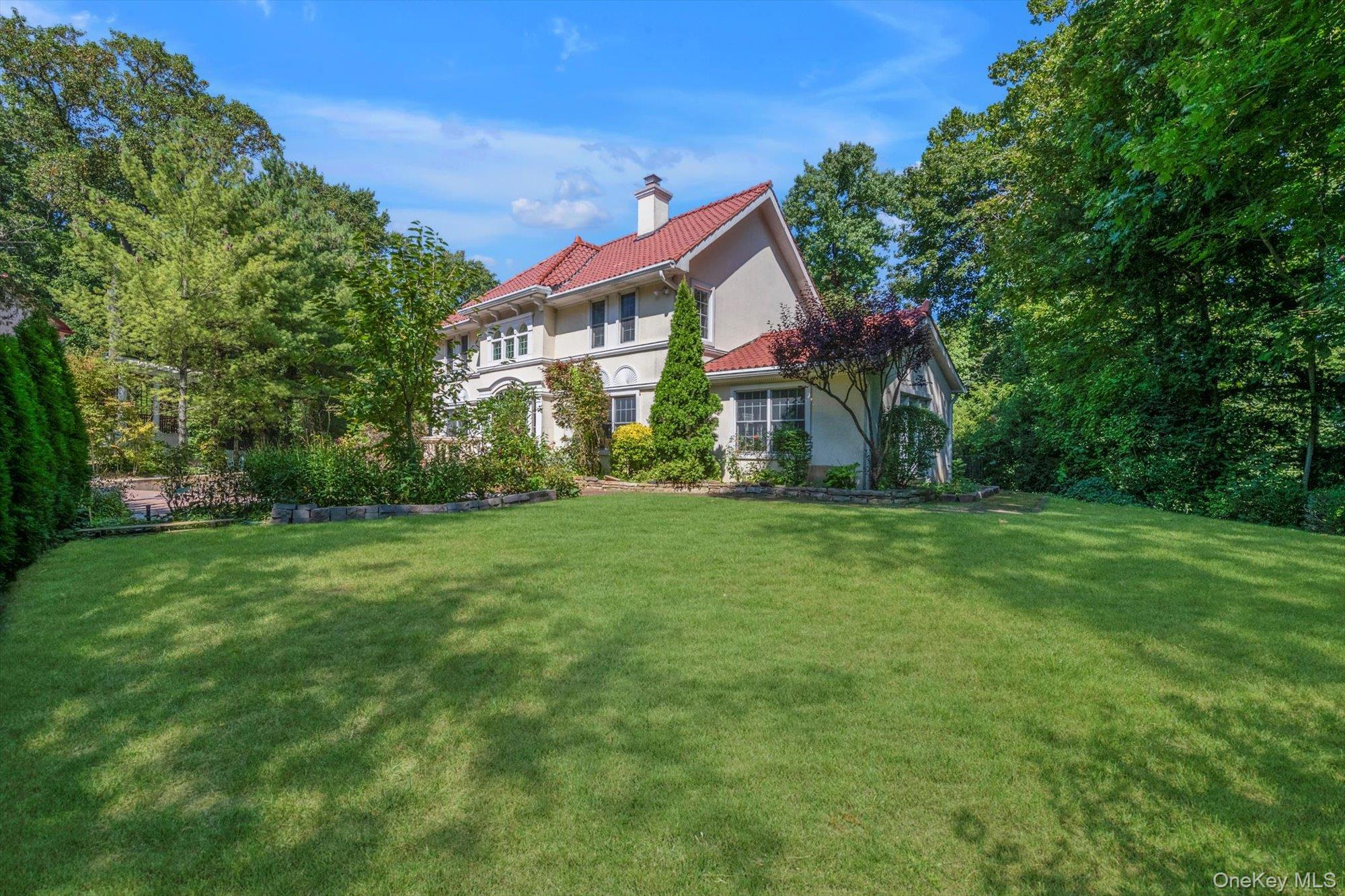 Single Family Arleigh Nassau County, NY 11021, MLS-913298-36