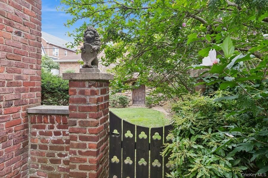 Single Family 168  Queens, NY 11358, MLS-913300-3