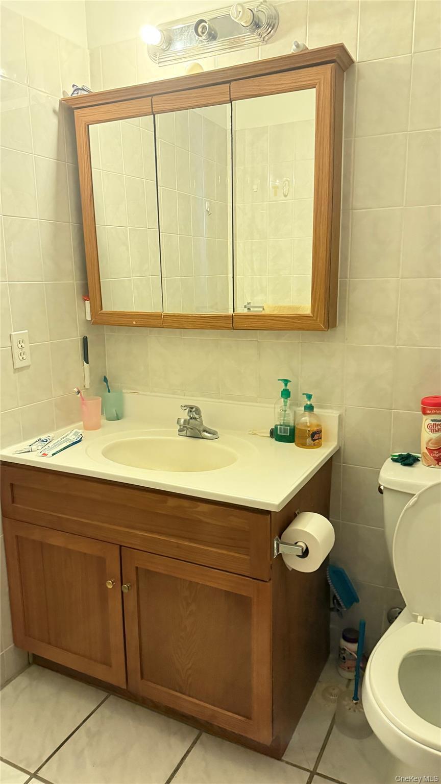 Single Family 43rd Queens, NY 11373, MLS-913301-11