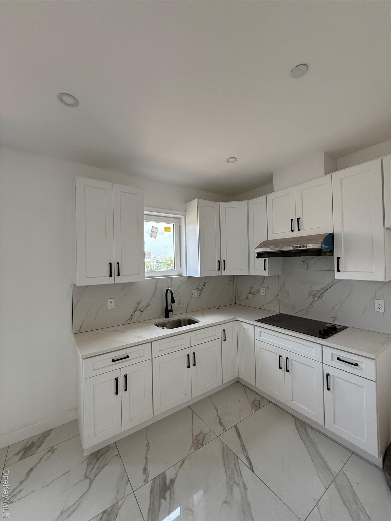 Single Family 125th  Queens, NY 11356, MLS-913322-3