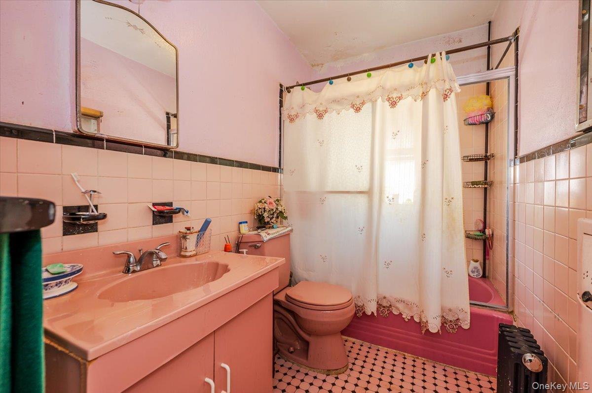 Single Family Grenada Bronx, NY 10466, MLS-913325-14