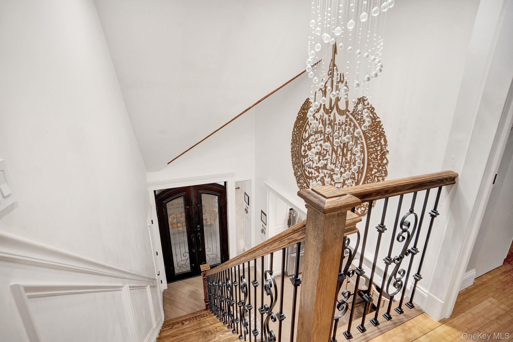 Single Family Hoffman  Nassau County, NY 11580, MLS-913329-21