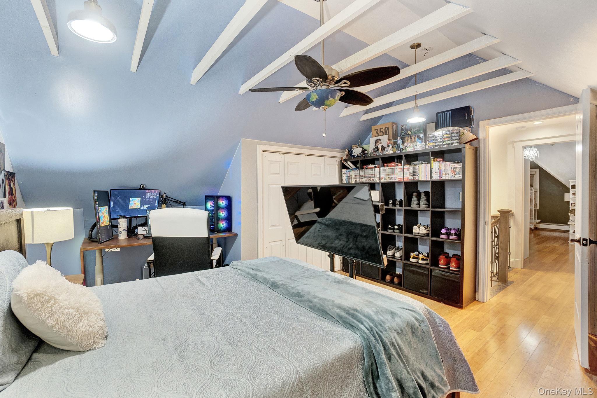 Single Family Hoffman  Nassau County, NY 11580, MLS-913329-26