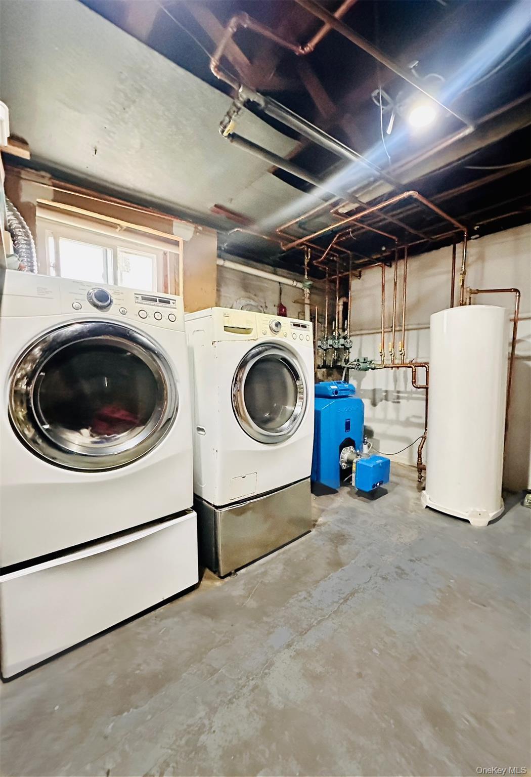 Single Family Hoffman  Nassau County, NY 11580, MLS-913329-32