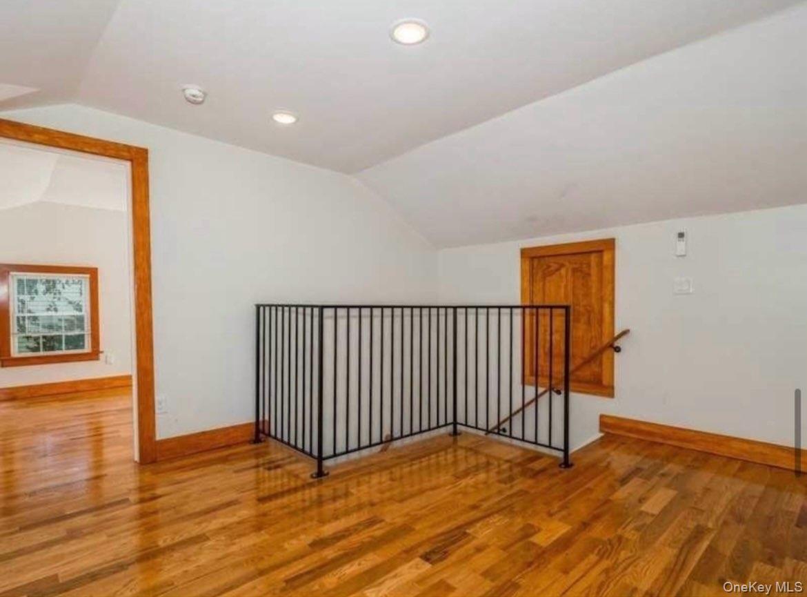 Single Family Albany Dutchess County, NY 12601, MLS-913334-10