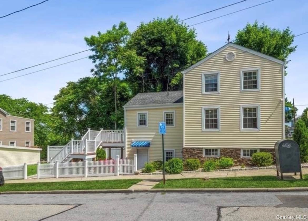 Single Family Albany Dutchess County, NY 12601, MLS-913334-15