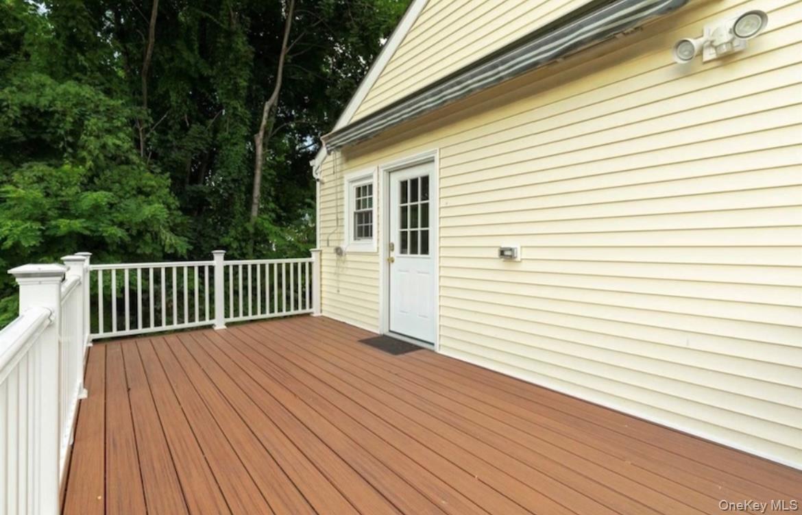 Single Family Albany Dutchess County, NY 12601, MLS-913334-16