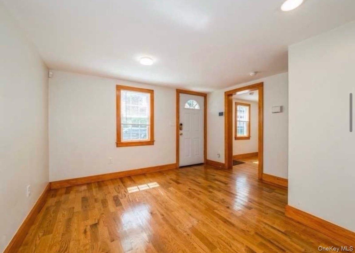 Single Family Albany Dutchess County, NY 12601, MLS-913334-6