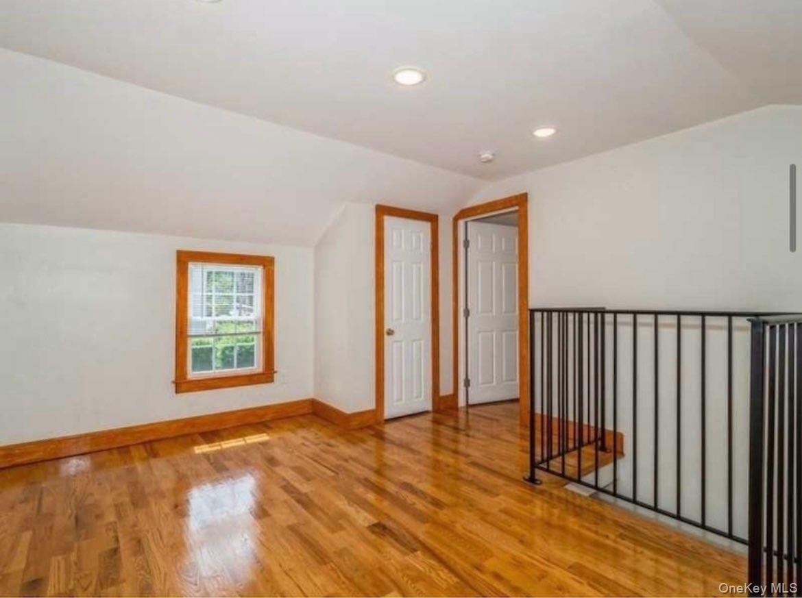 Single Family Albany Dutchess County, NY 12601, MLS-913334-8