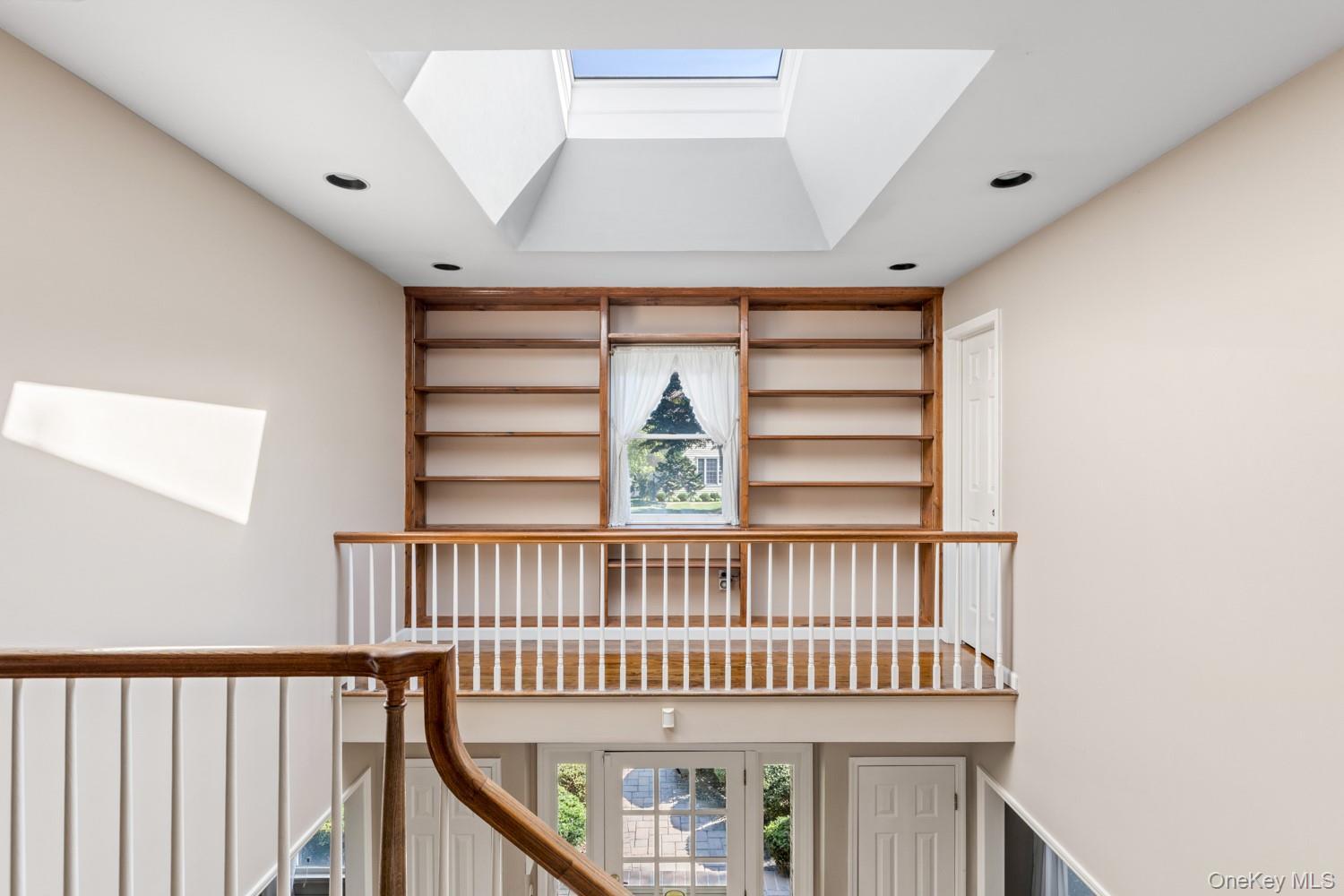 Single Family North Nassau County, NY 11030, MLS-913339-10