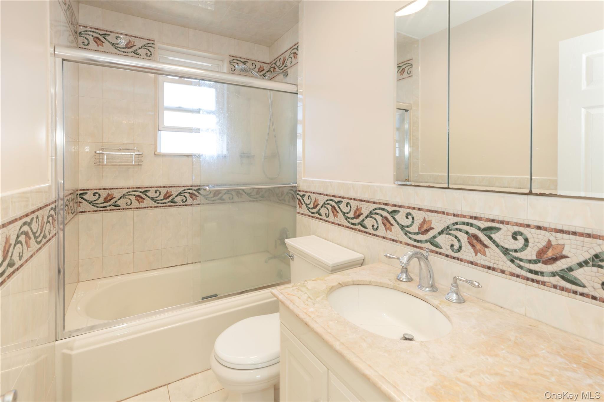 Single Family Ditmars Bronx, NY 10464, MLS-913352-16