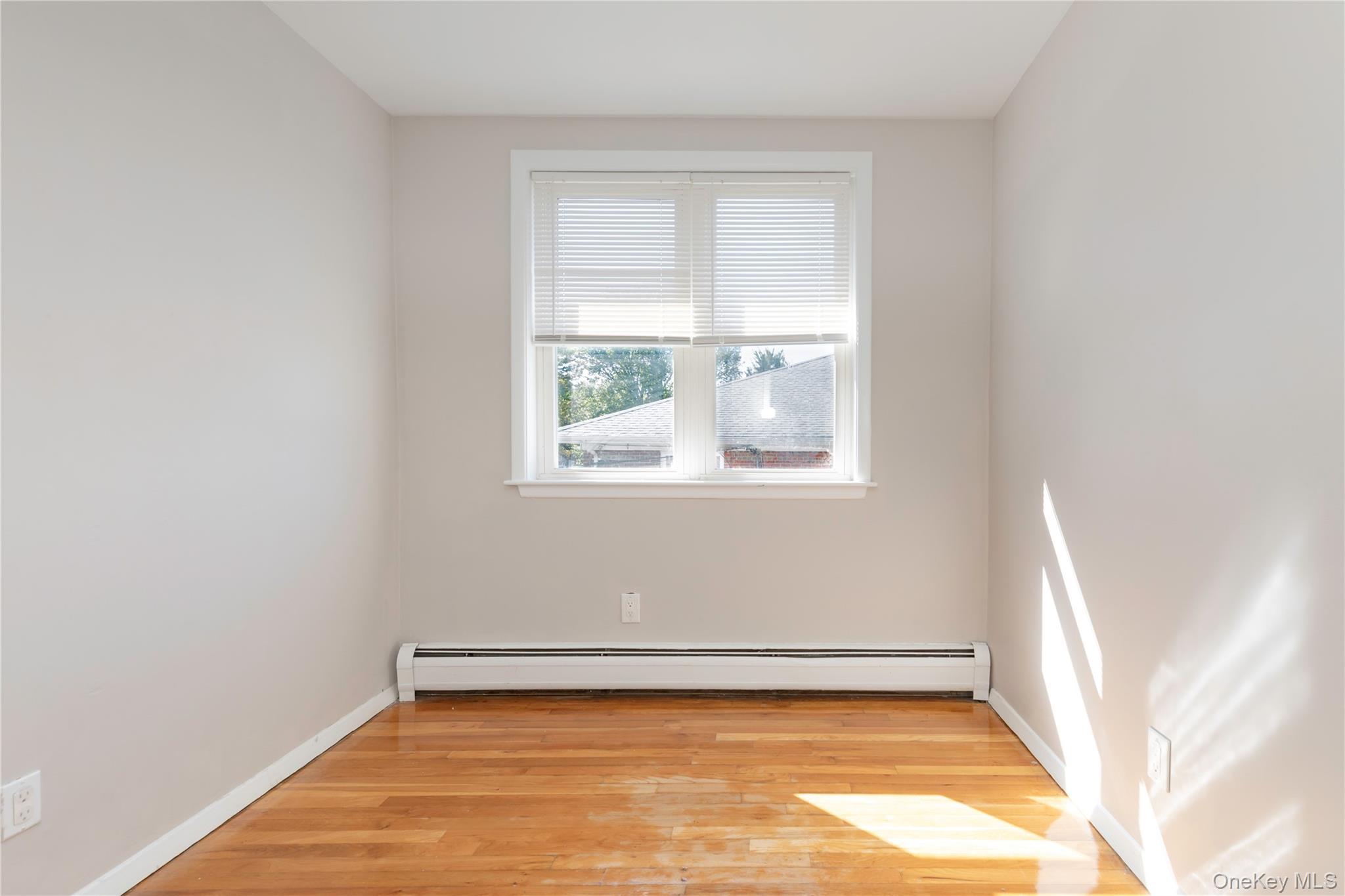 Single Family Ditmars Bronx, NY 10464, MLS-913352-22