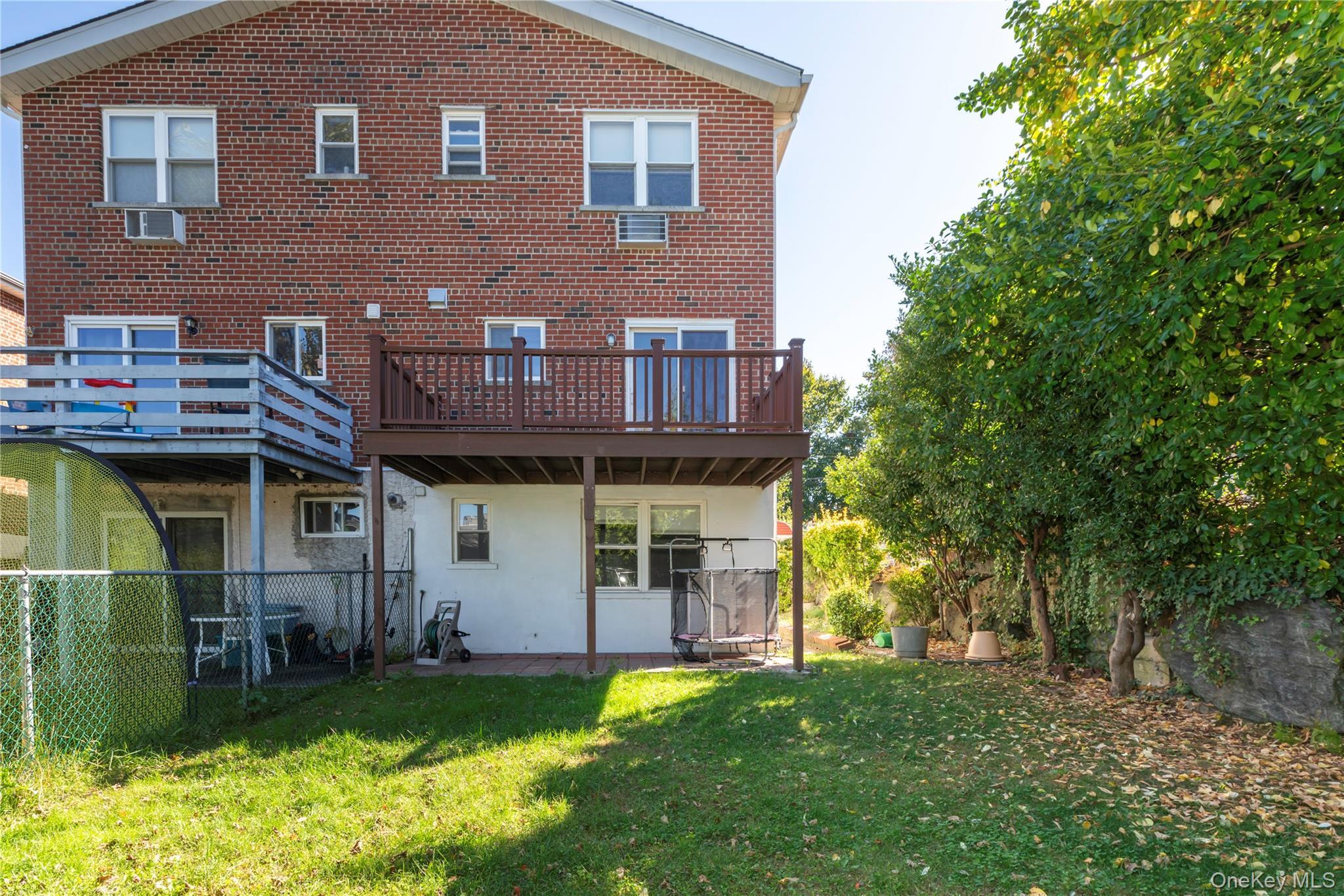 Single Family Ditmars Bronx, NY 10464, MLS-913352-25