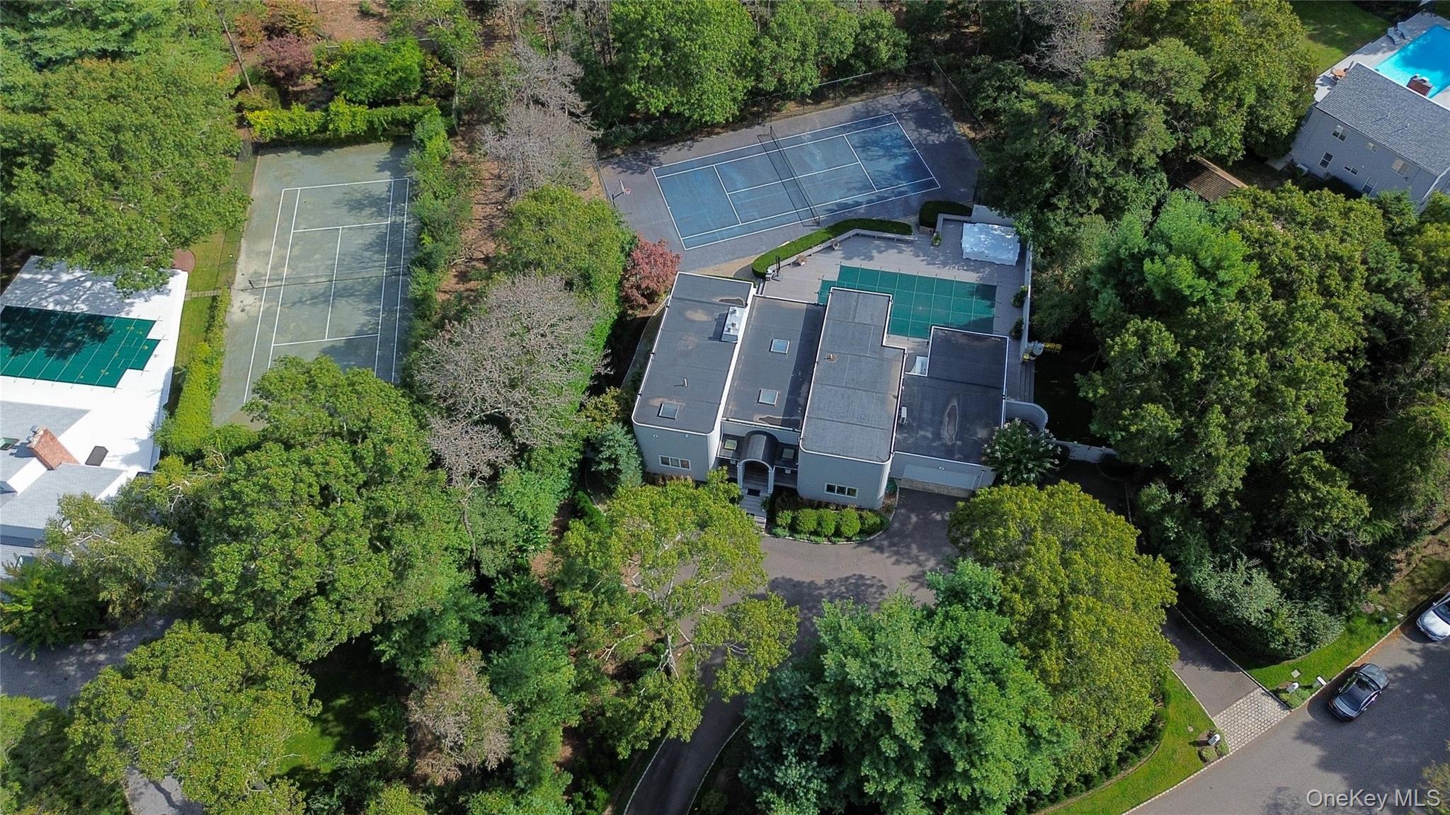 Single Family Peacock Suffolk County, NY 11942, MLS-913359-40