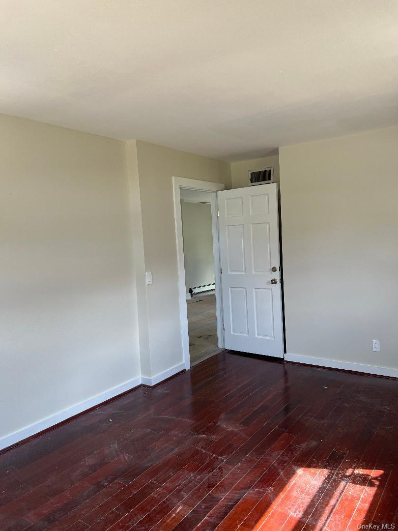 Single Family Taca  Suffolk County, NY 11729, MLS-913383-15