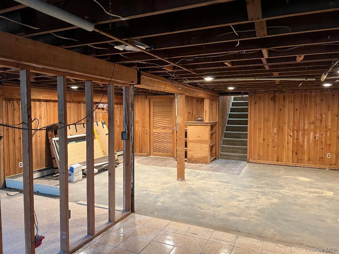 Single Family Taca  Suffolk County, NY 11729, MLS-913383-18