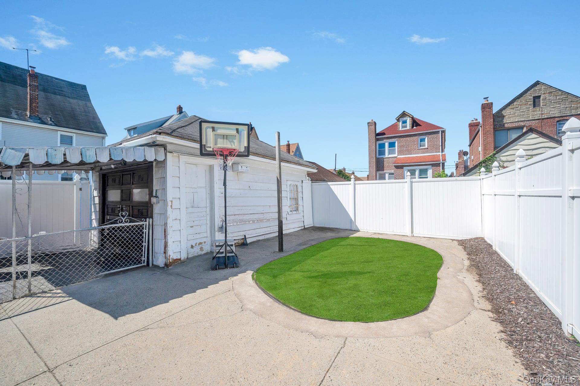 Single Family 178th  Queens, NY 11434, MLS-913384-32