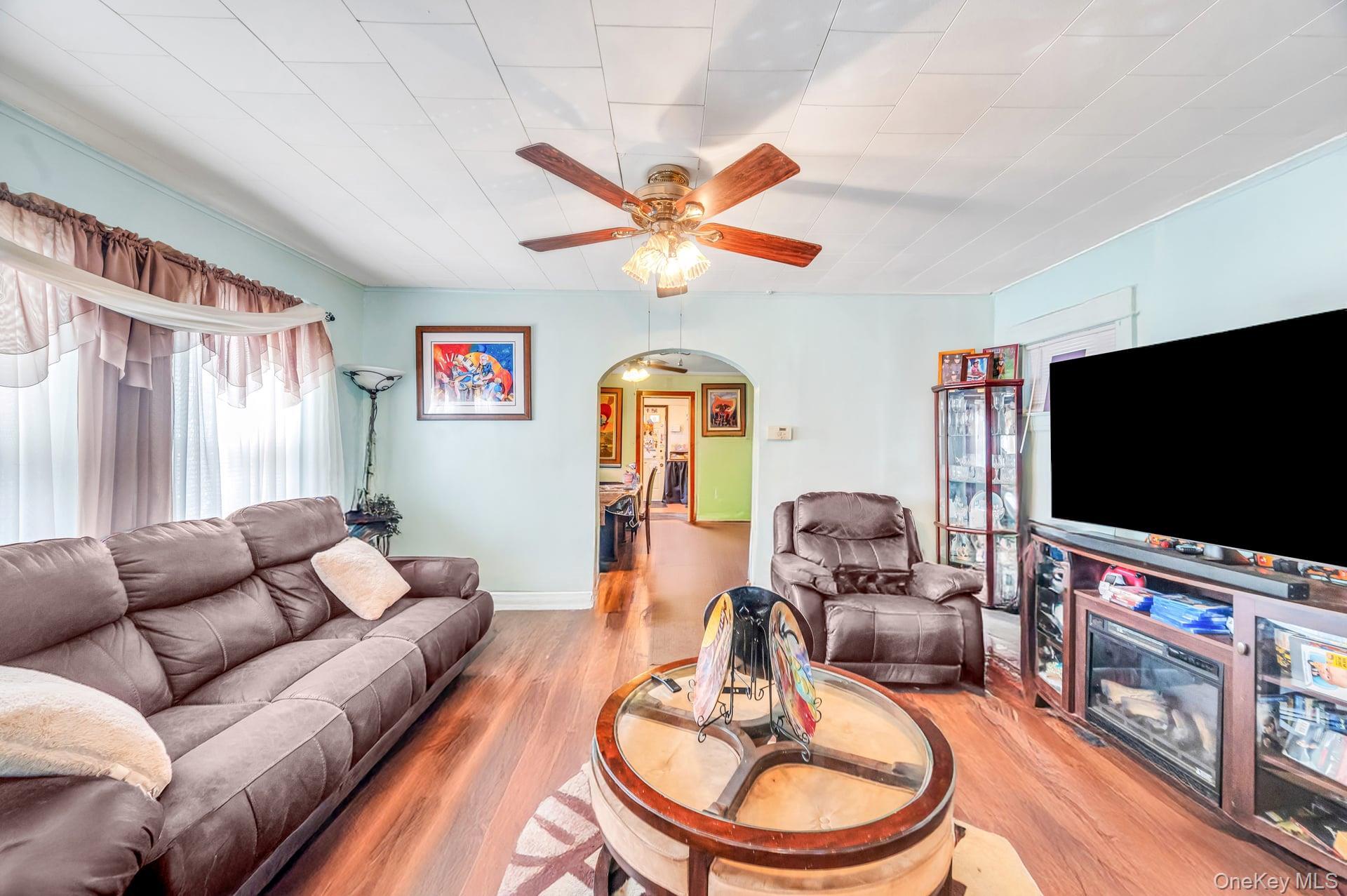 Single Family 178th  Queens, NY 11434, MLS-913384-8