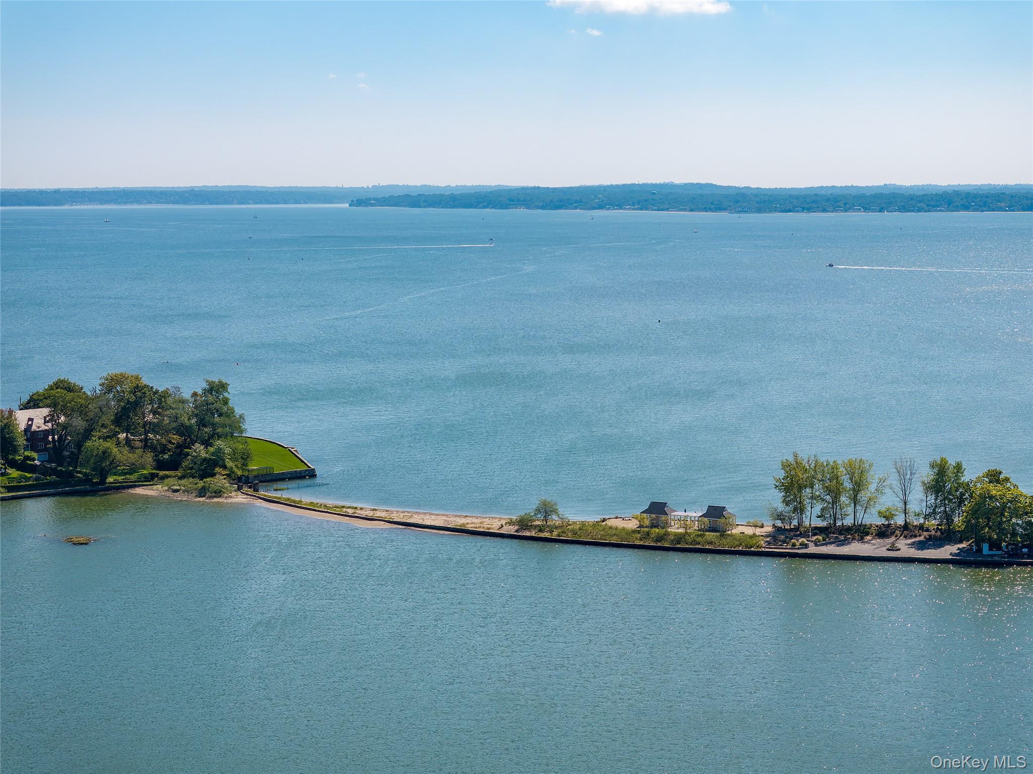 Single Family Premium Point Westchester County, NY 10801, MLS-913395-15