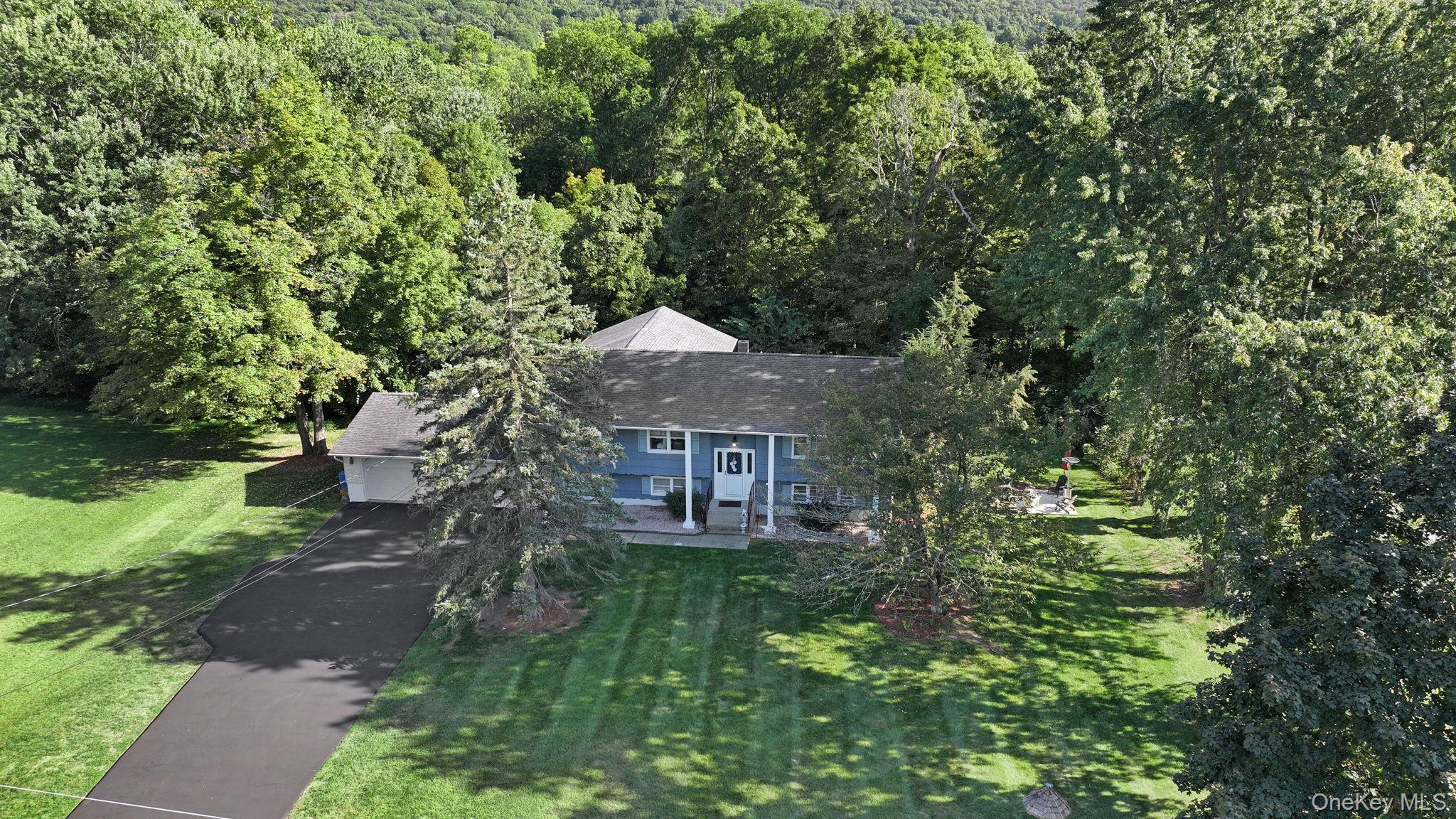 Single Family Mohican Orange County, NY 12577, MLS-913399-8