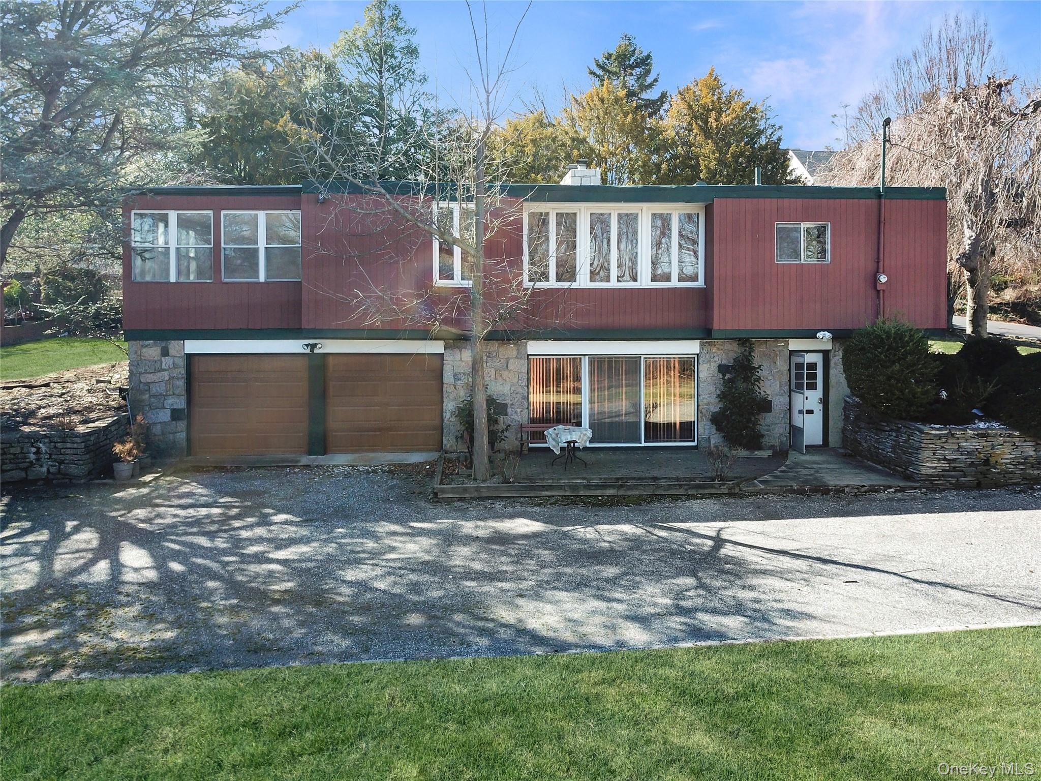 Single Family Valley View Nassau County, NY 11021, MLS-913408-3