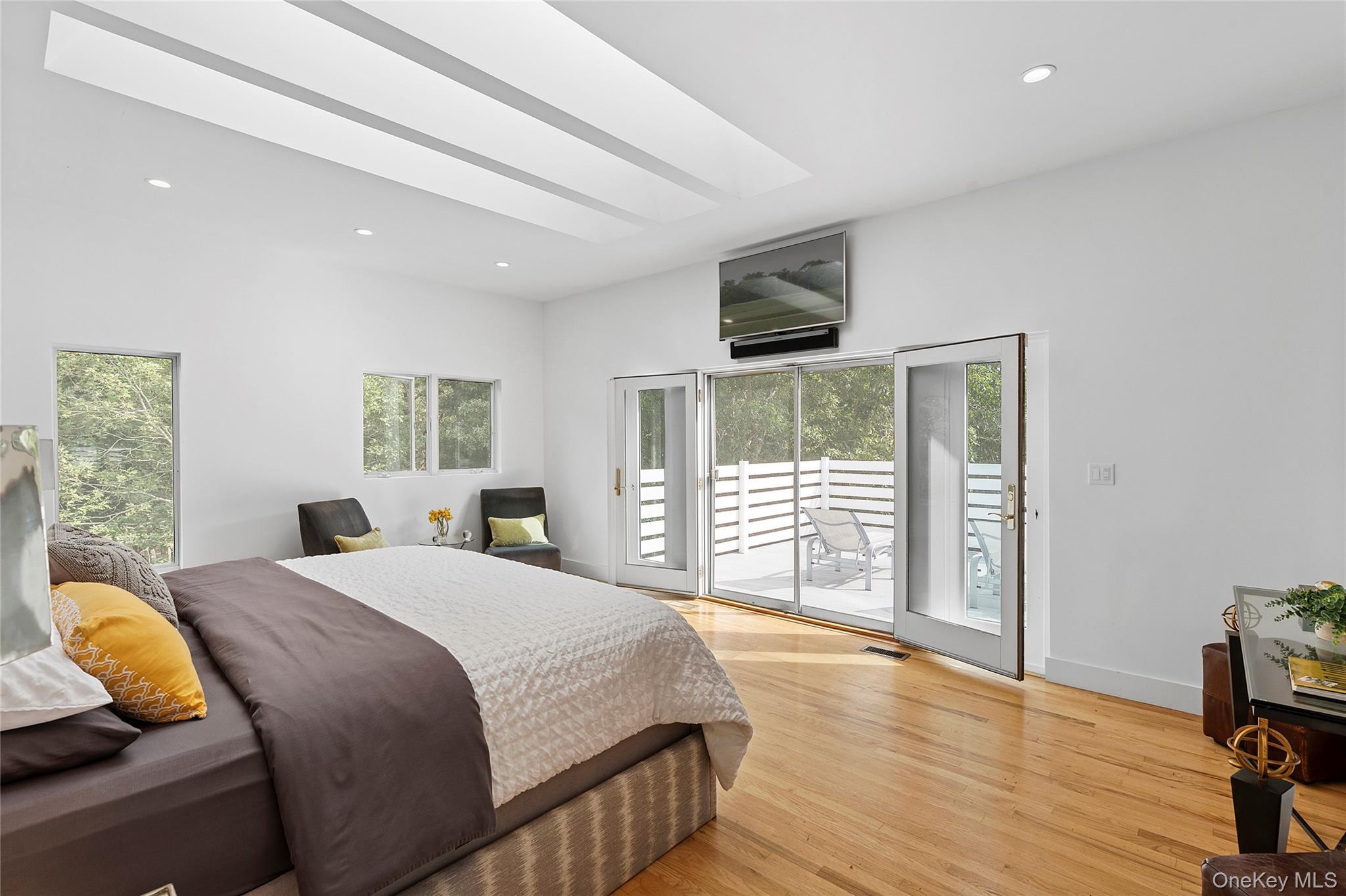 Single Family Two Holes Of Water Suffolk County, NY 11937, MLS-913434-11