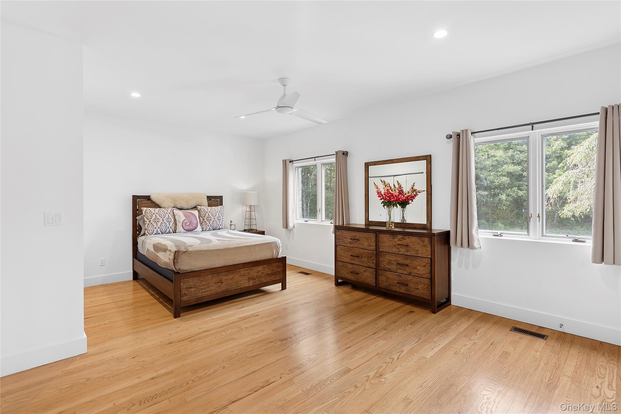 Single Family Two Holes Of Water Suffolk County, NY 11937, MLS-913434-21