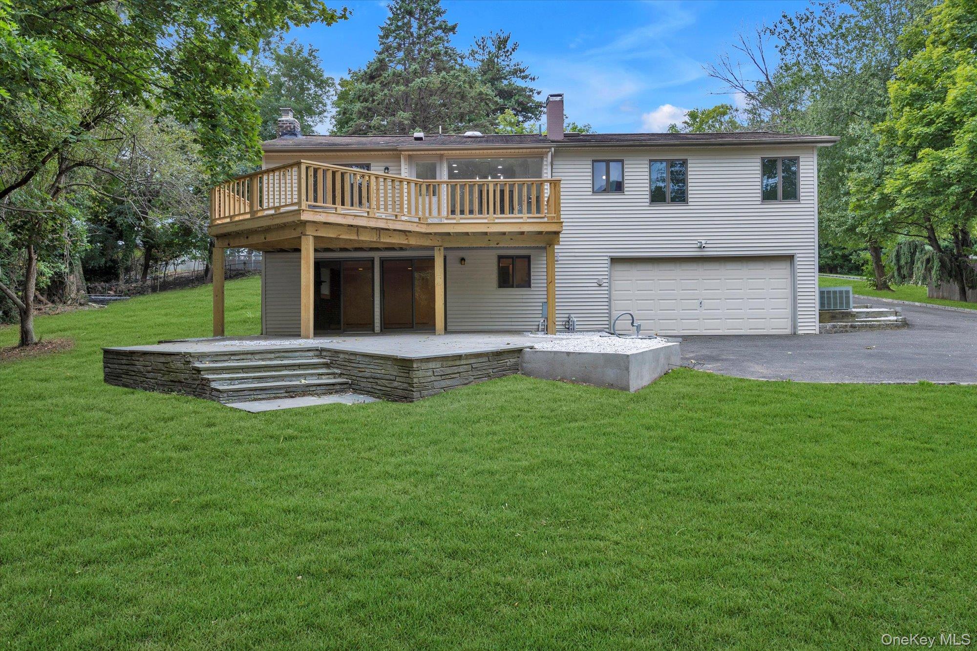 Single Family Salem  Suffolk County, NY 11788, MLS-913437-22