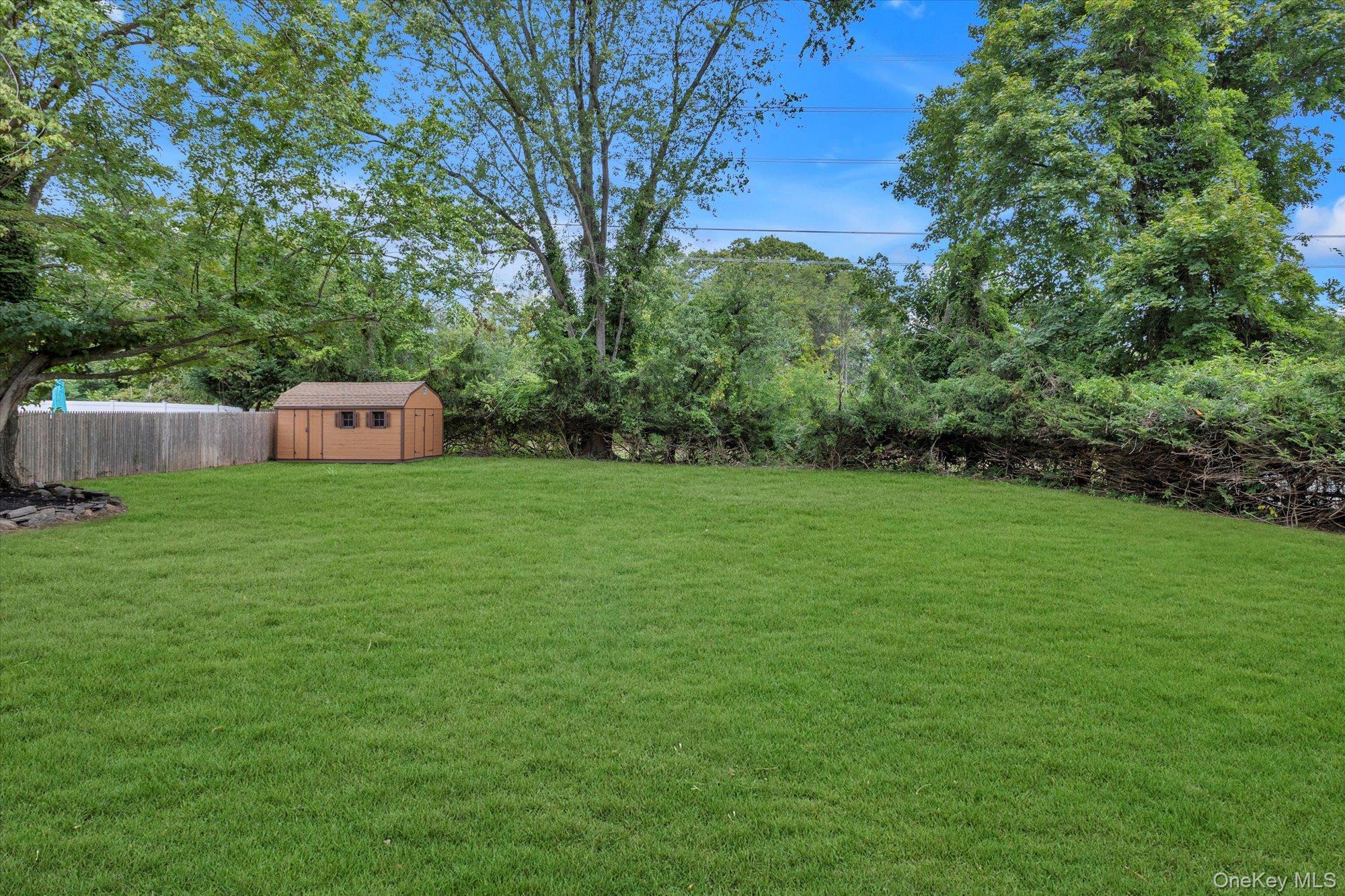 Single Family Salem  Suffolk County, NY 11788, MLS-913437-26