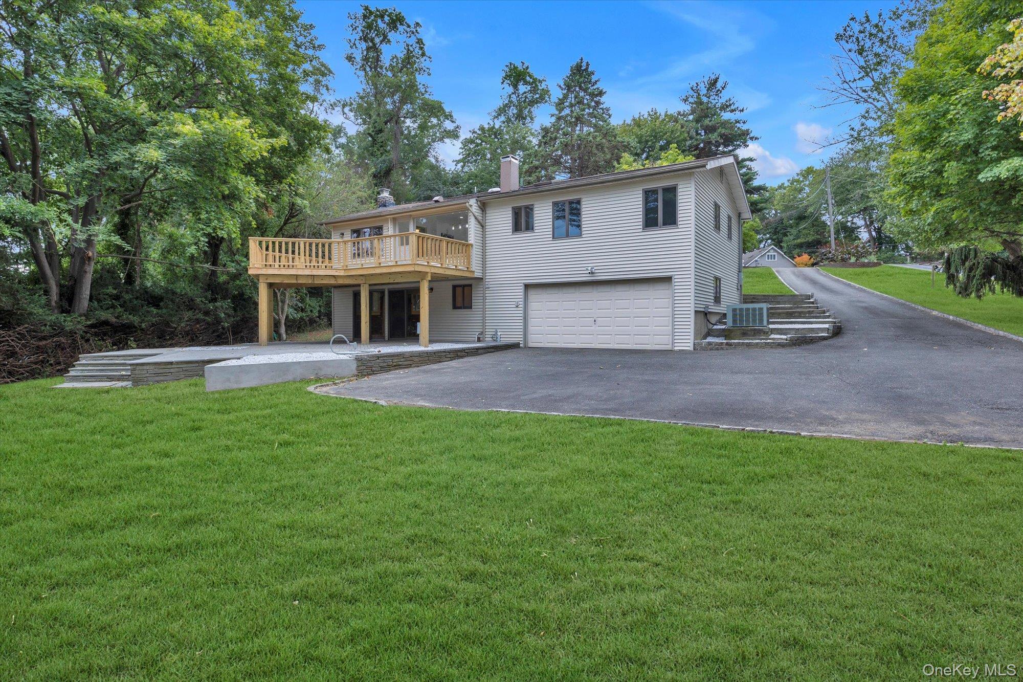 Single Family Salem  Suffolk County, NY 11788, MLS-913437-4