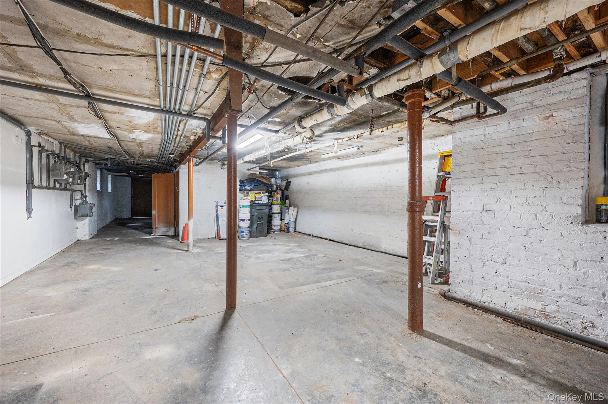 Commercial Sale Bergen  Brooklyn, NY 11217, MLS-913438-36