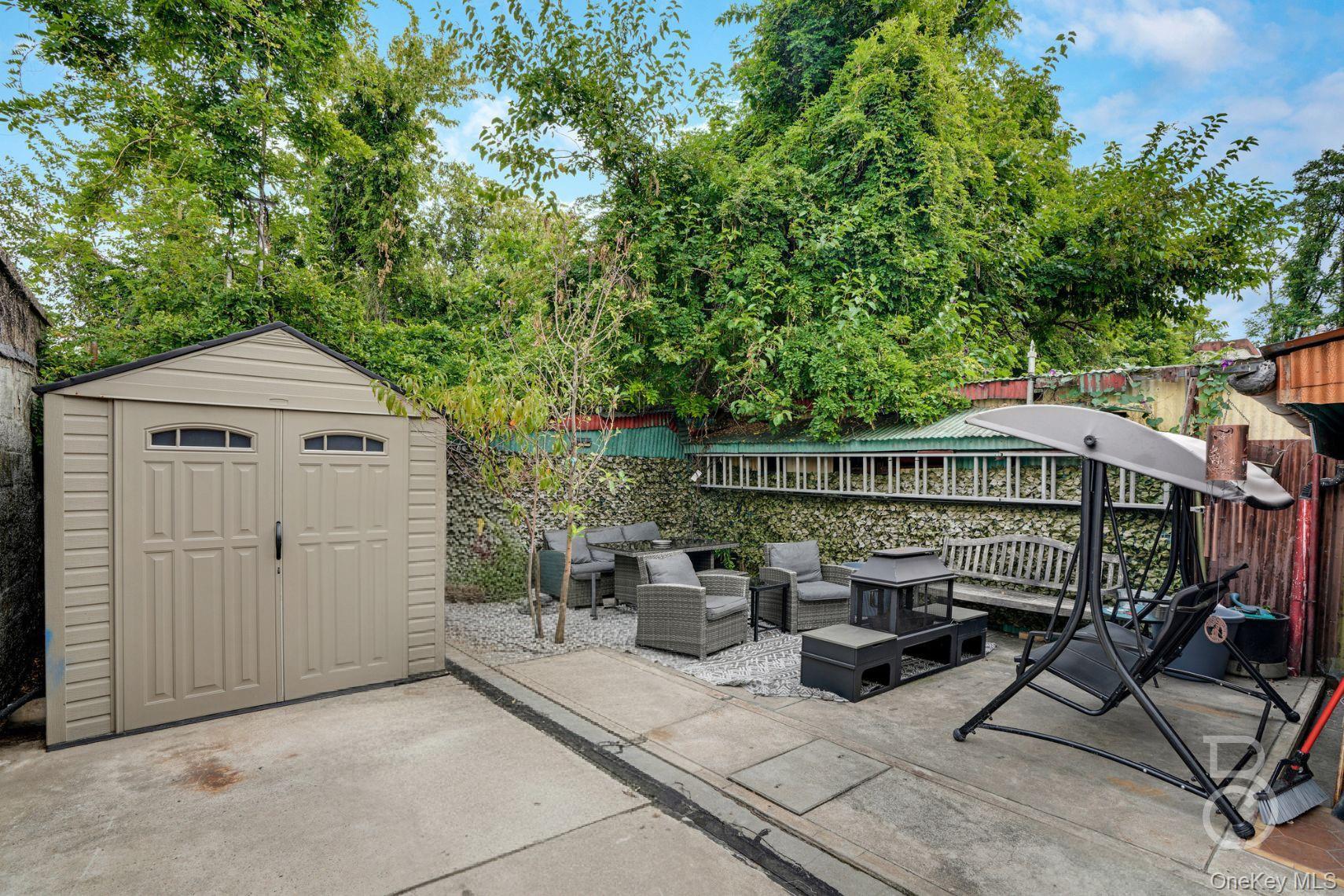 Single Family 20th  Queens, NY 11105, MLS-913454-16