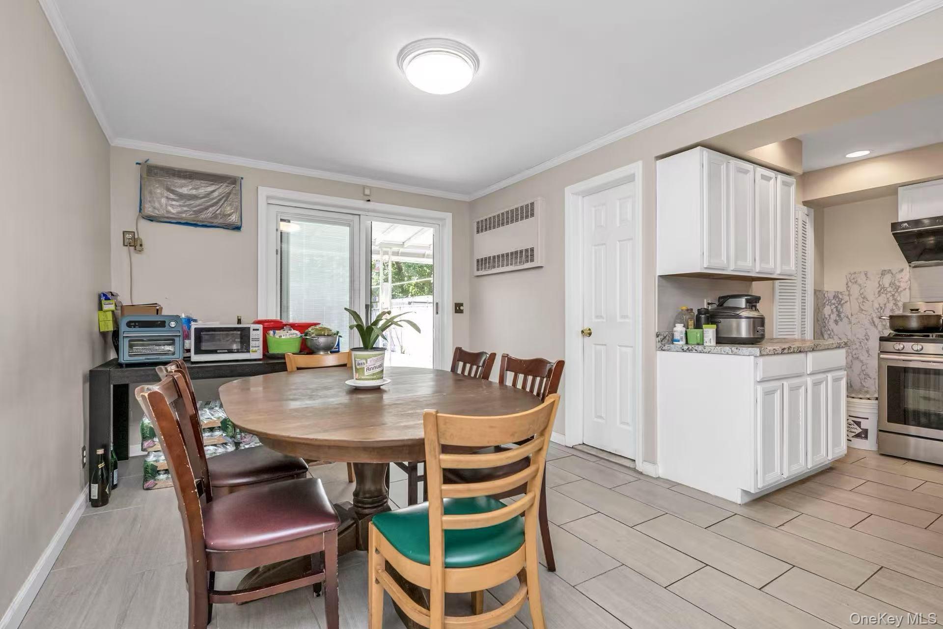 Single Family Centreville  Queens, NY 11417, MLS-913455-3