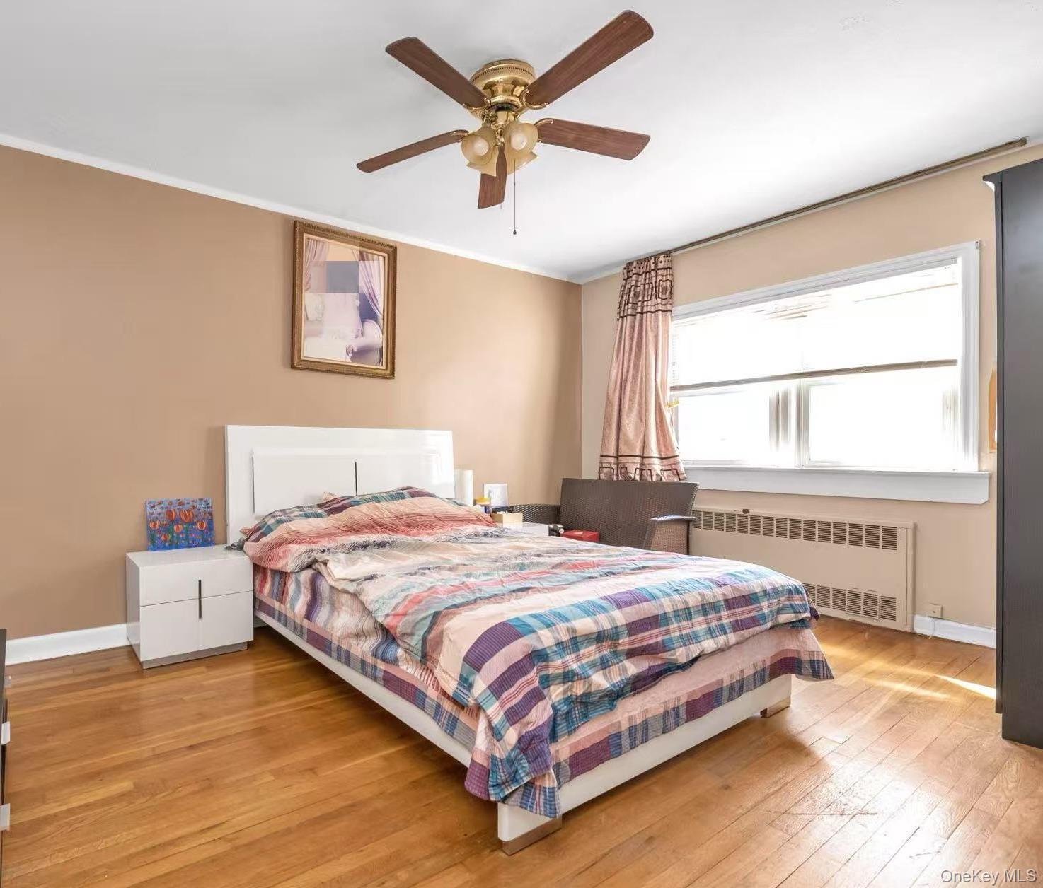 Single Family Centreville  Queens, NY 11417, MLS-913455-8