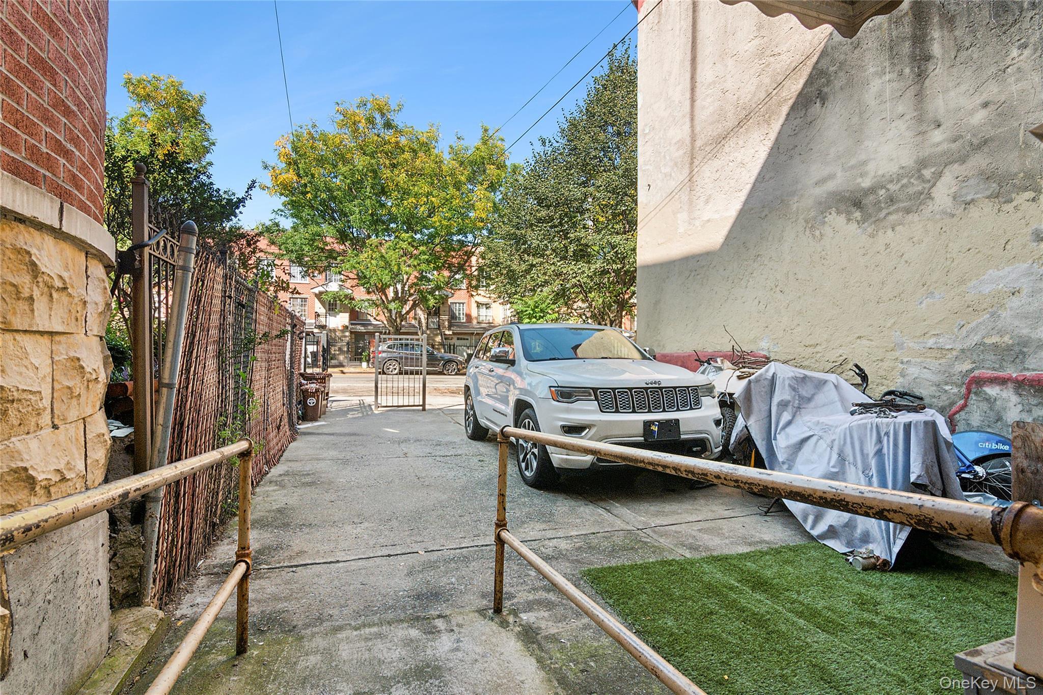 Single Family Saint Marks Brooklyn, NY 11233, MLS-913467-5