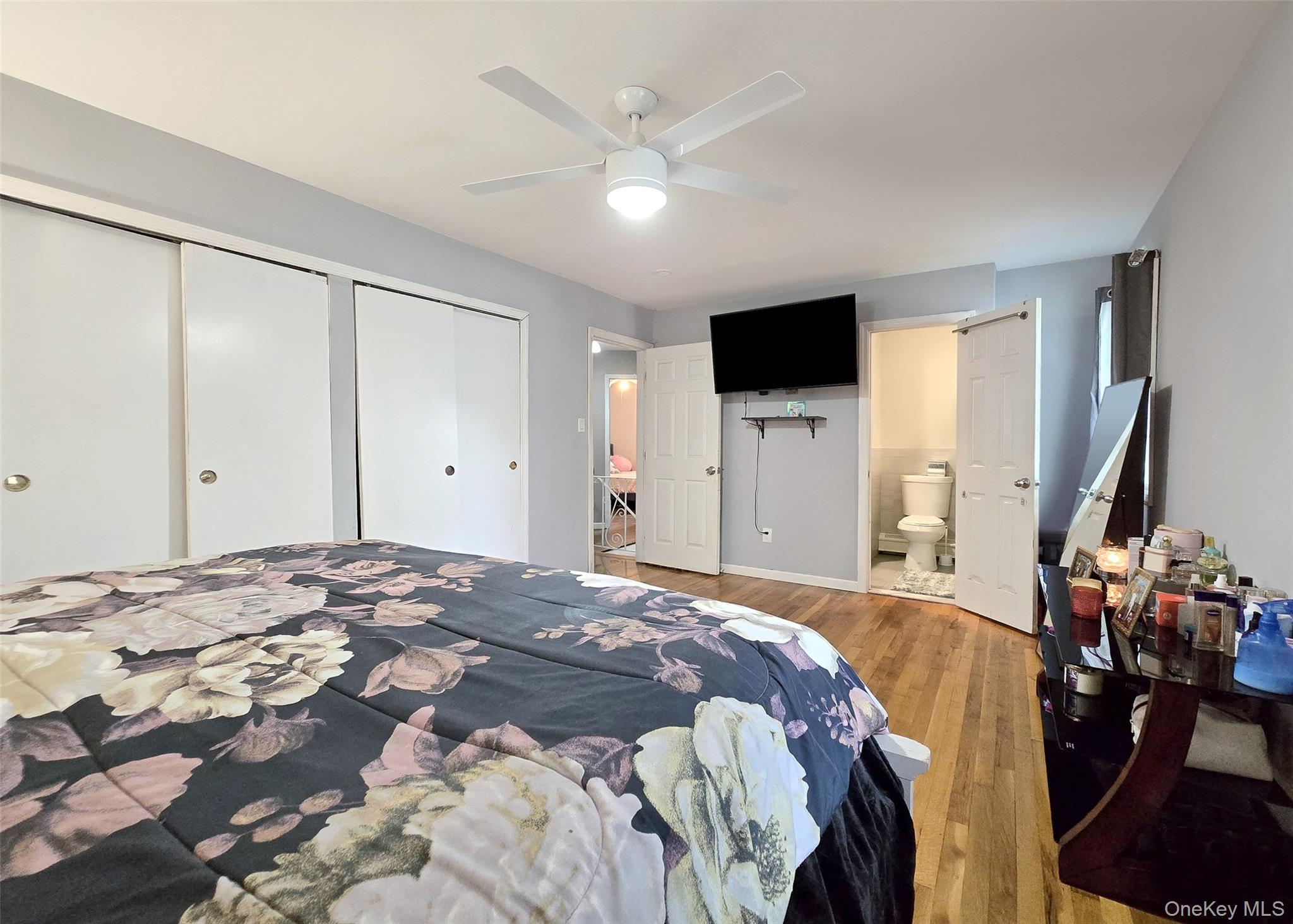 Single Family Hyde  Suffolk County, NY 11727, MLS-913493-10