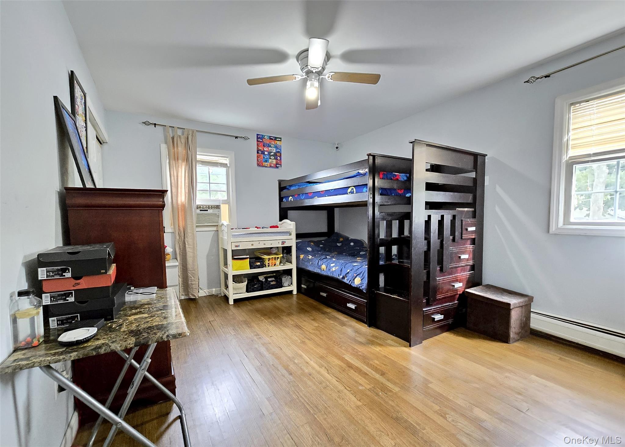 Single Family Hyde  Suffolk County, NY 11727, MLS-913493-12