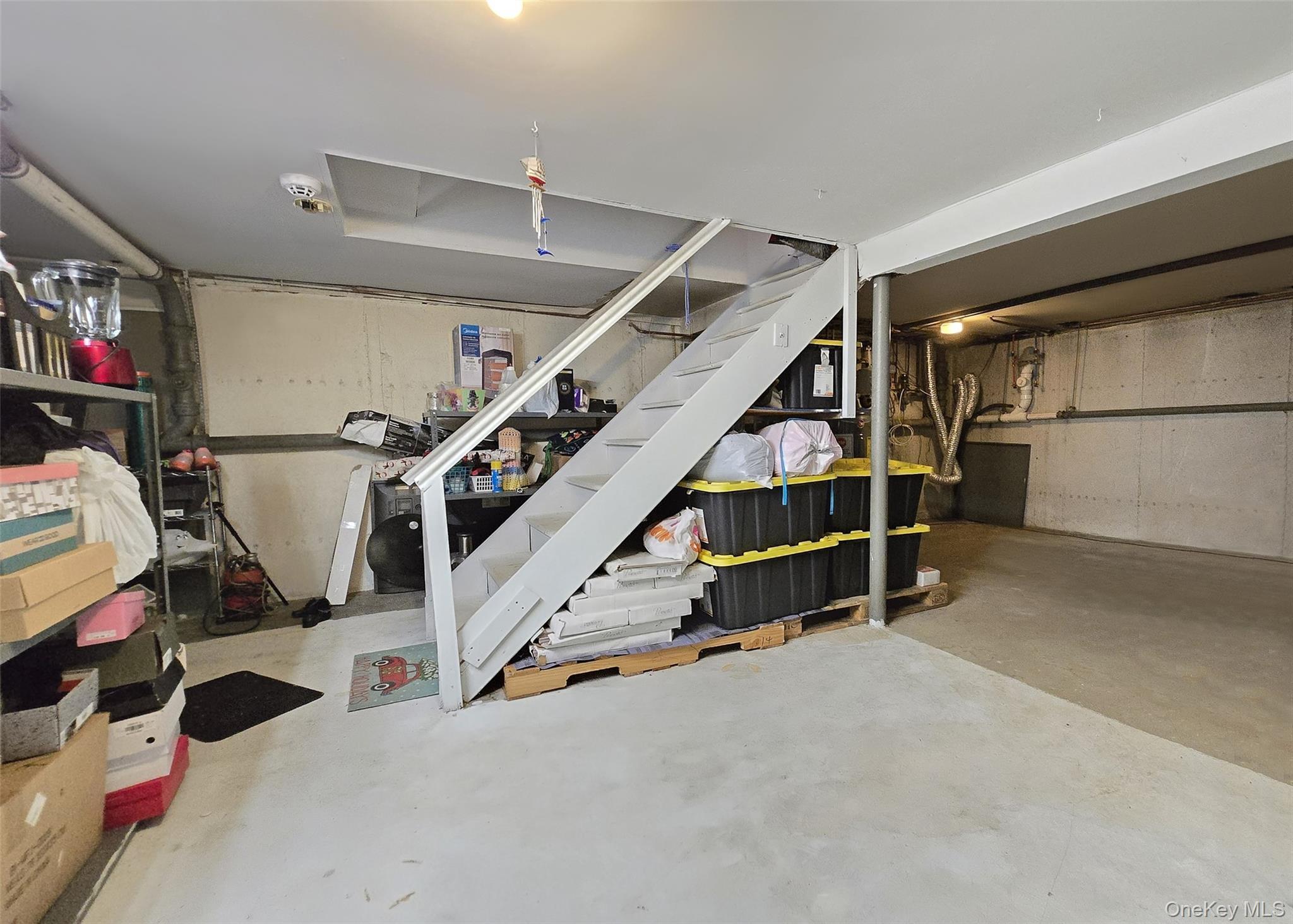 Single Family Hyde  Suffolk County, NY 11727, MLS-913493-17