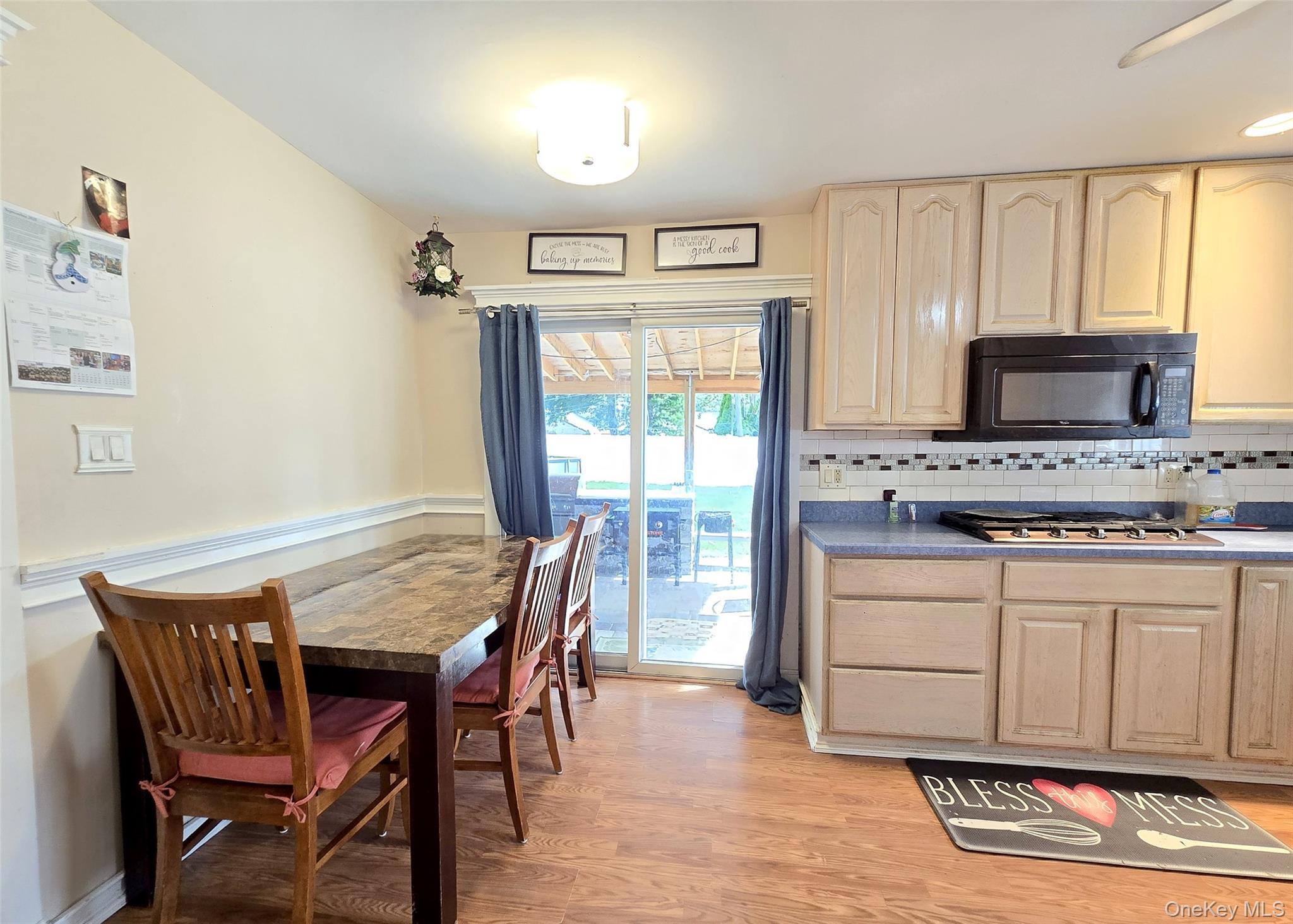 Single Family Hyde  Suffolk County, NY 11727, MLS-913493-8