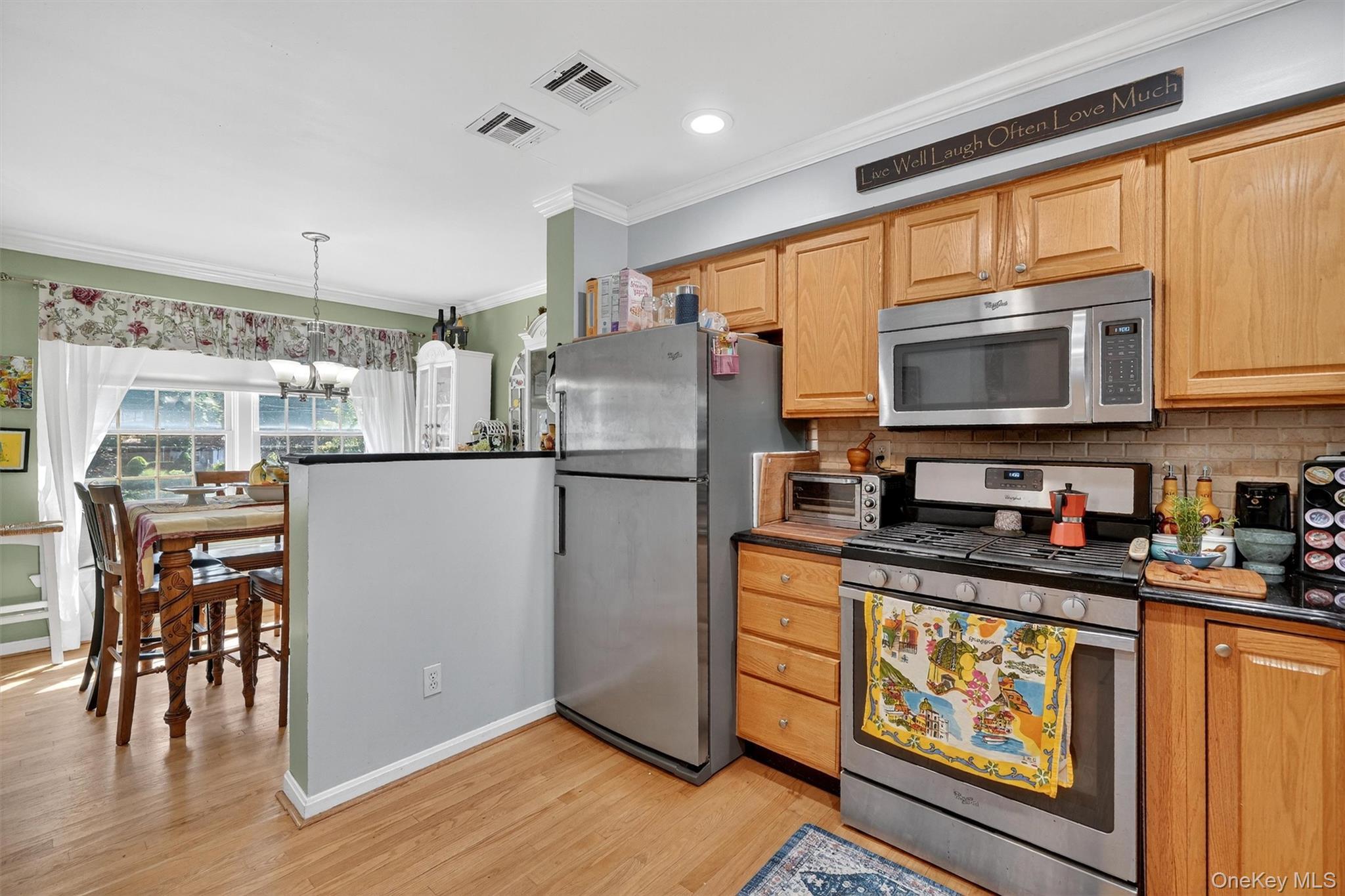 Single Family Minnieford  Bronx, NY 10464, MLS-913500-13