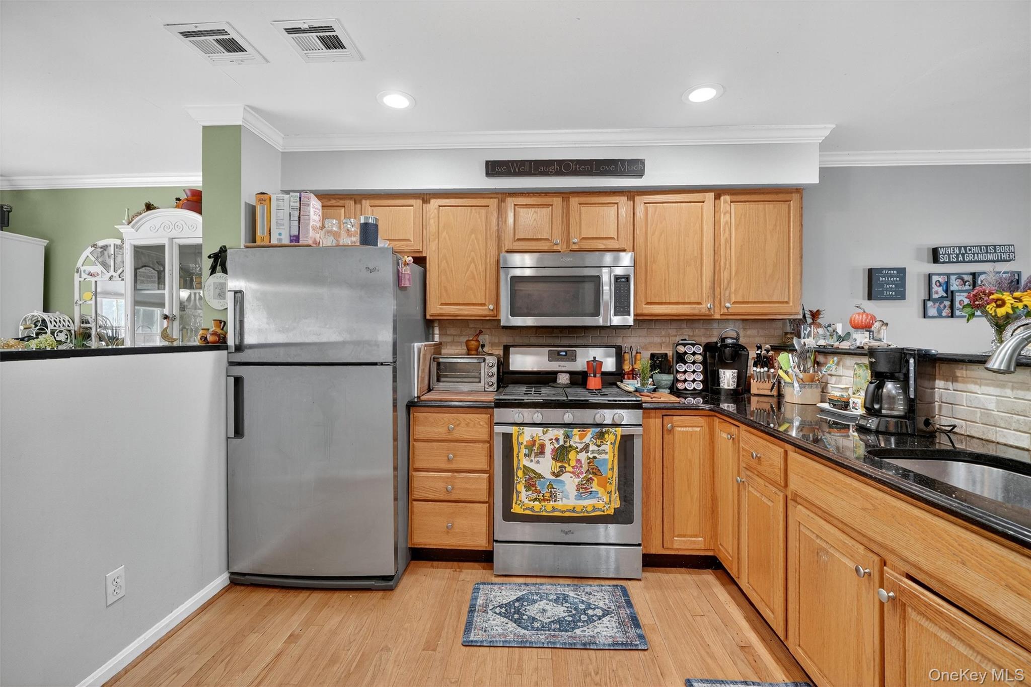 Single Family Minnieford  Bronx, NY 10464, MLS-913500-14