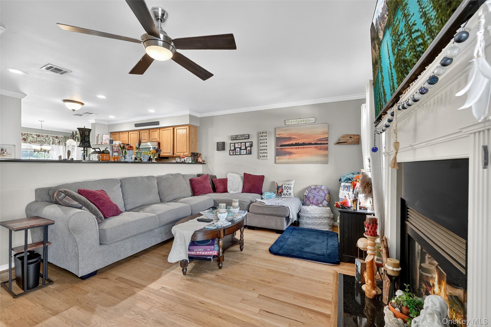 Single Family Minnieford  Bronx, NY 10464, MLS-913500-20