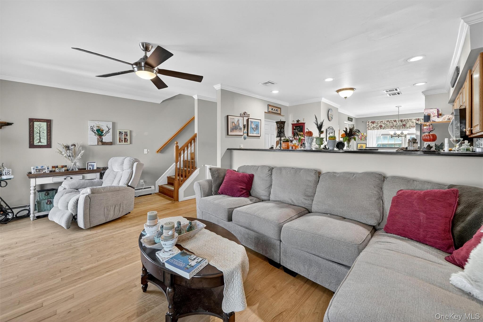 Single Family Minnieford  Bronx, NY 10464, MLS-913500-22