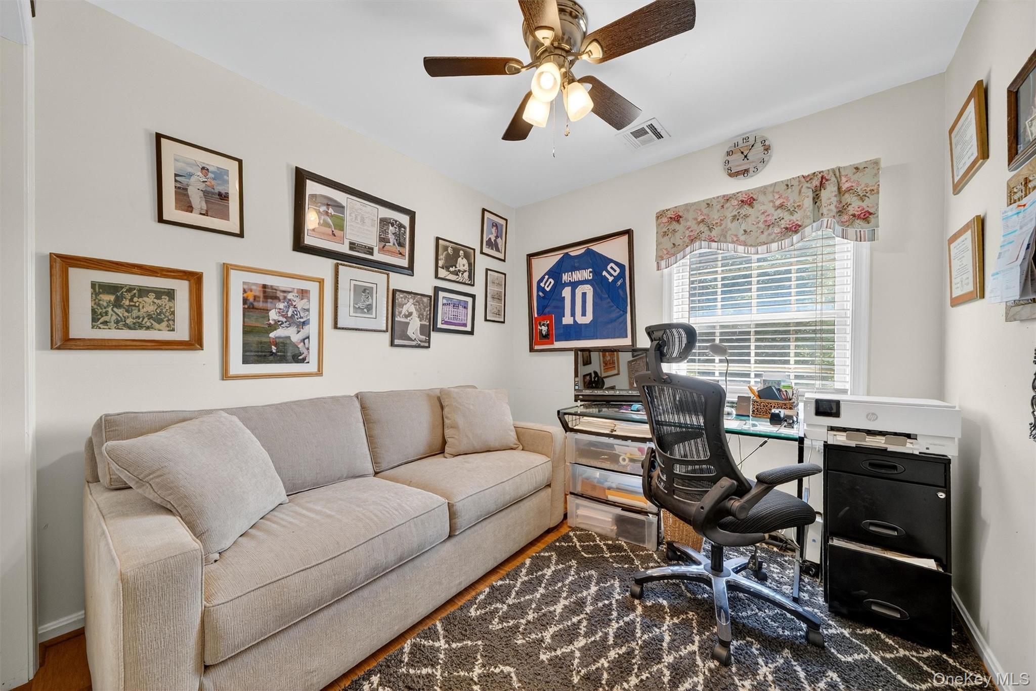 Single Family Minnieford  Bronx, NY 10464, MLS-913500-23